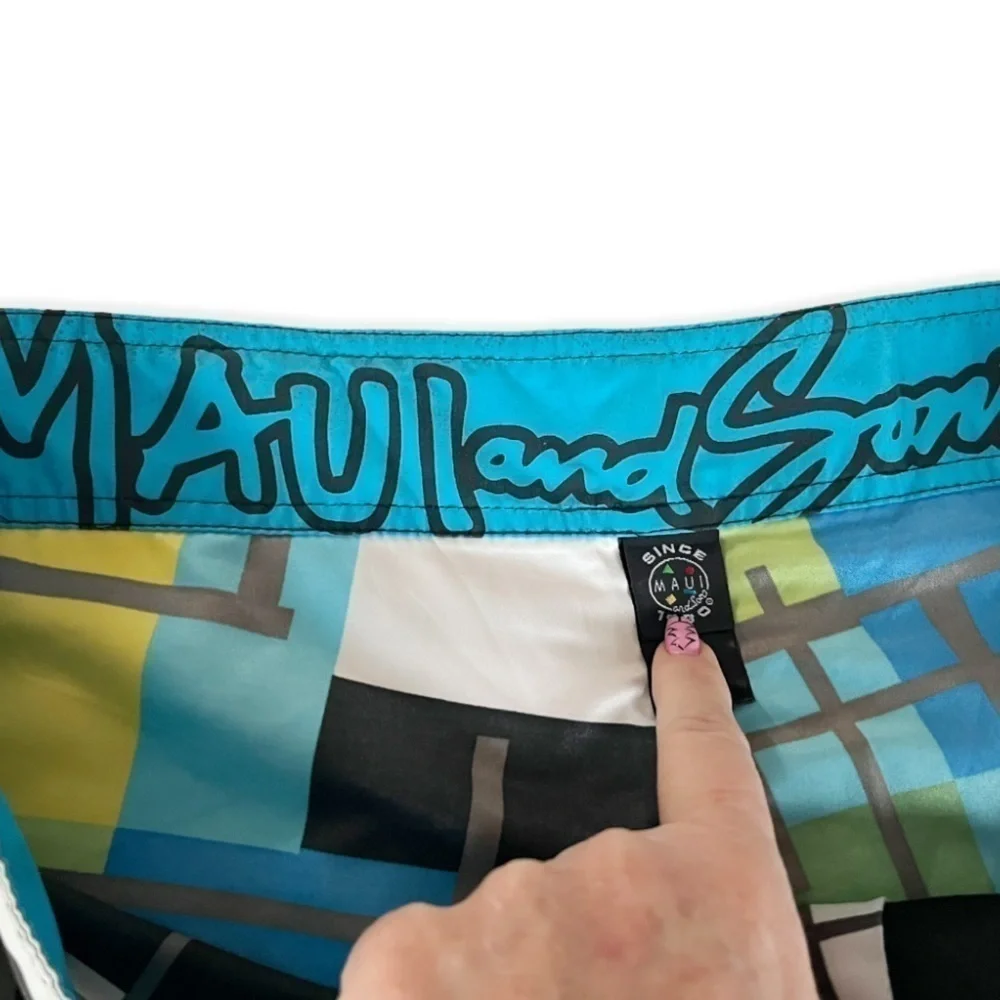 MAUI AND SONS Men's Sz 36 Blue Yellow Turquoise Black Geometric Boardshorts